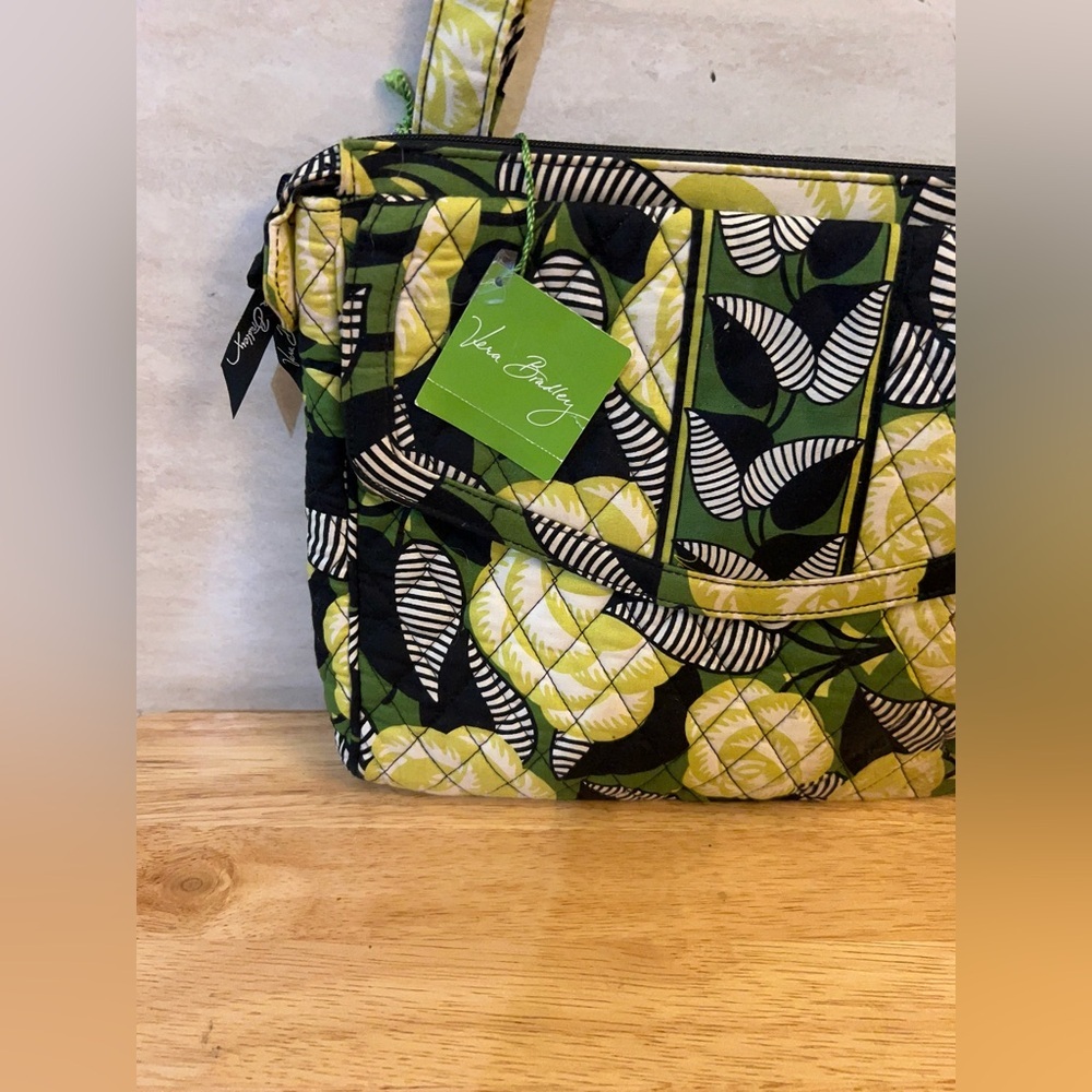NWT- Vera Bradley Tablet Hipster crossbody bag in the "La Neon Rose" pattern. - Picture 3 of 15
